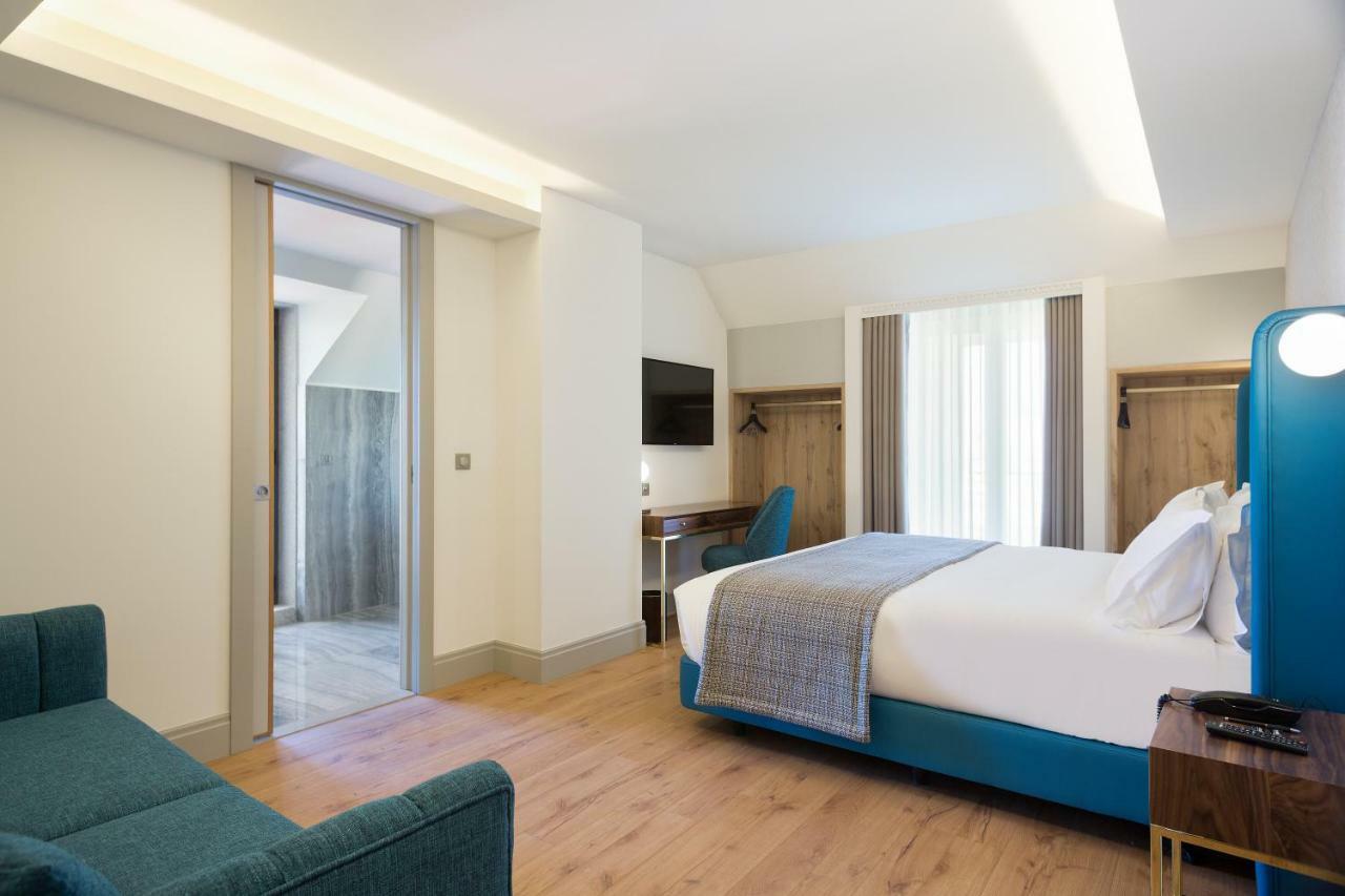 Double Room with Extra Bed,1284345583:JPEG